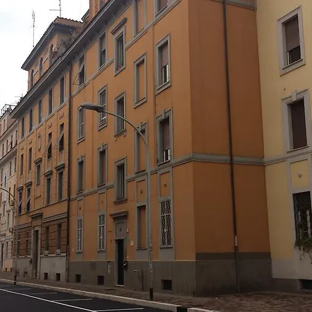 Domus Cesarina Apartament Rzym